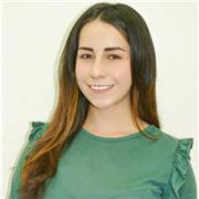 Profesora de ciencias naturales con experiencia en recursos naturales, su uso, conservación y técnicas de preservación. Considera los cuerpos del aula y la enseñanza de las ciencias naturales y la educación ambiental, para nutrirlas, revisarlas, resignifi